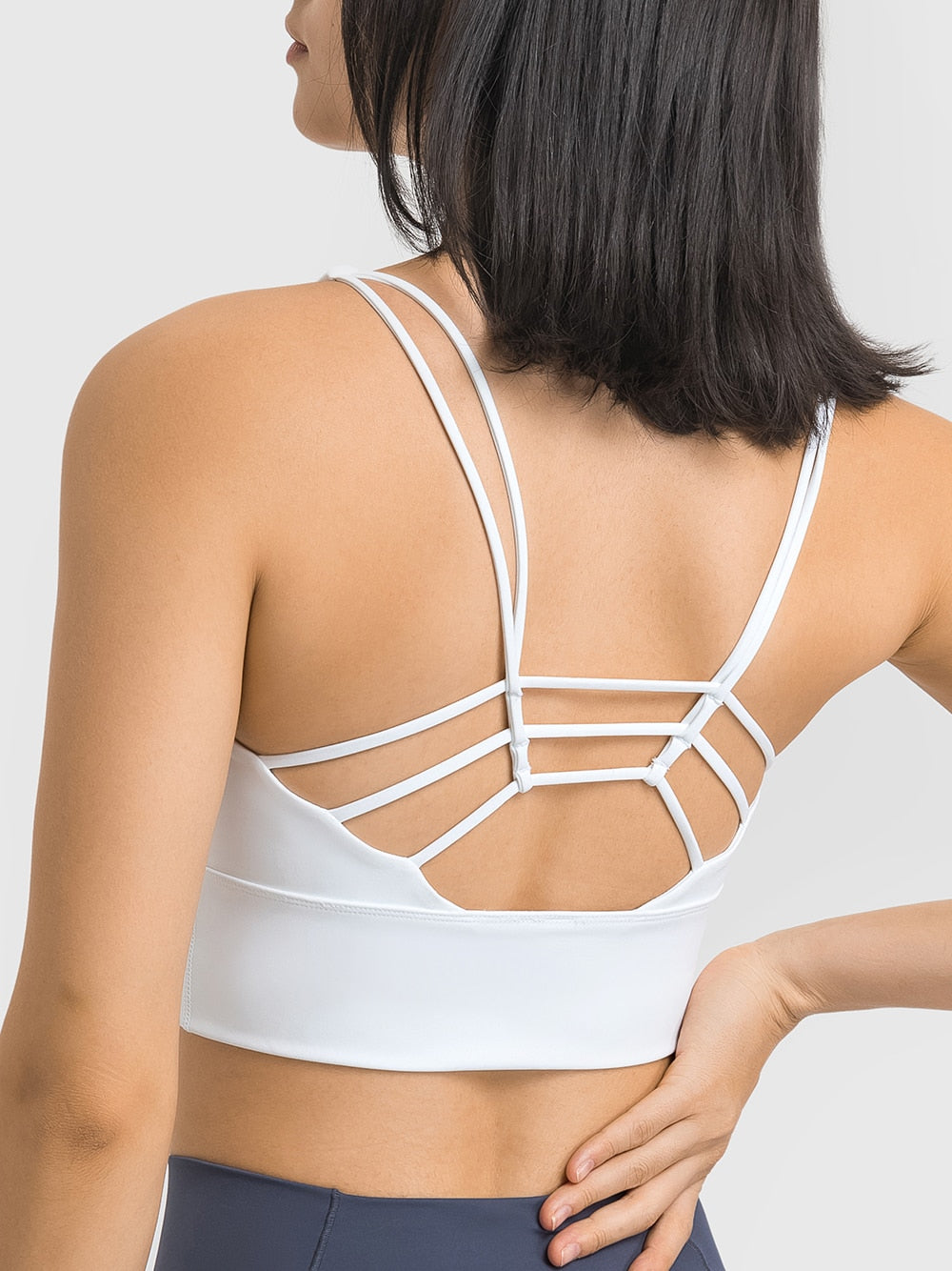 Nepoagym Women Strappy Sports Bra Medium Support Padded Workout Bras  Buttery Soft V Back White Bra for Gym Fitness Running – Nepoagym Official  Store